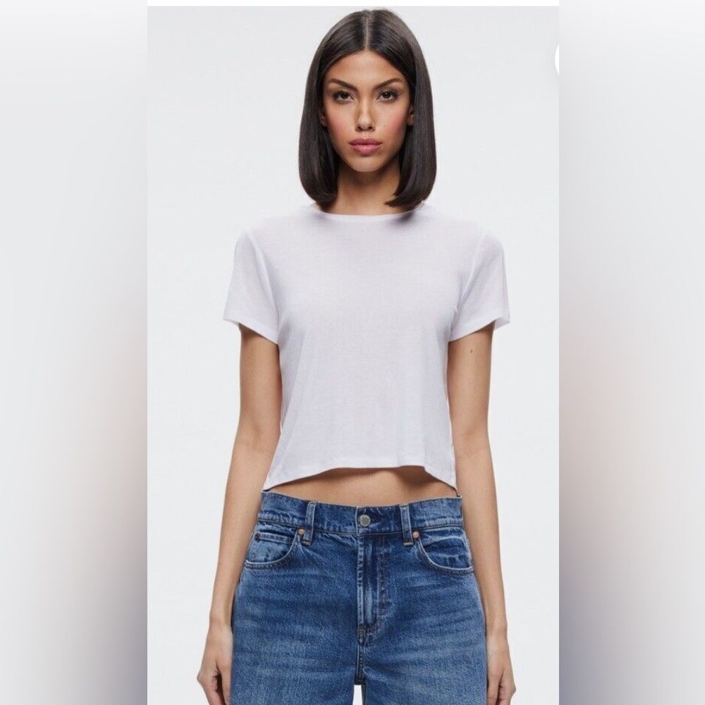 ALICE + OLIVIA- Cindy Classic Cropped Tee White size XL
